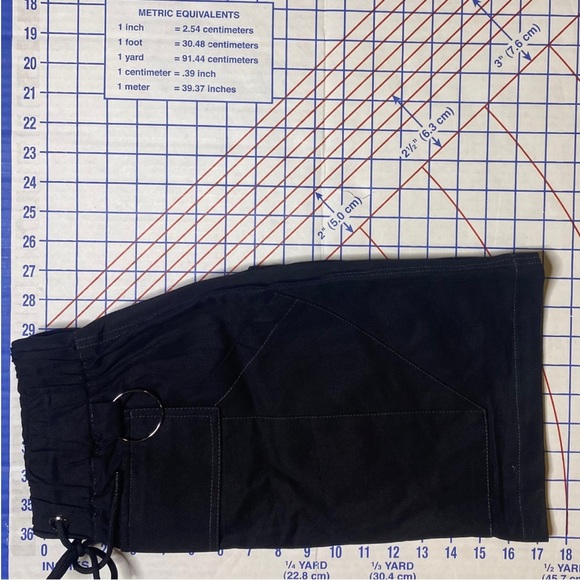 Carmar Denim Skirt US 8 Black Mini Pockets Silver Rings Elastic Drawstring Waist - Picture 9 of 10